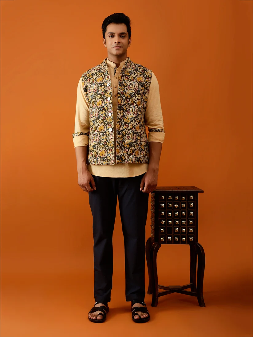 Kalamkari Print and Solid Reversible Bundi